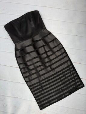 White House Black Market Strapless Black Cocktail Dress Size 0